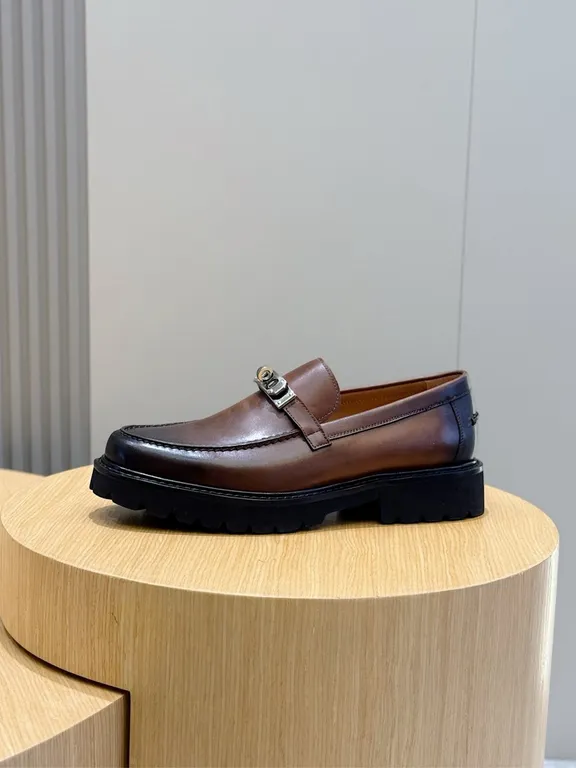 Hermes Shoe 